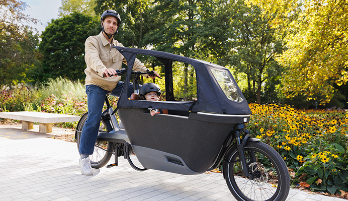 Lovens Explorer 2 met regenhuif